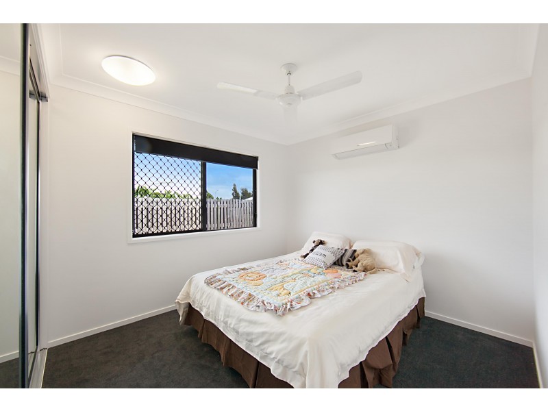 8 Velasco Street, Burdell QLD 4818