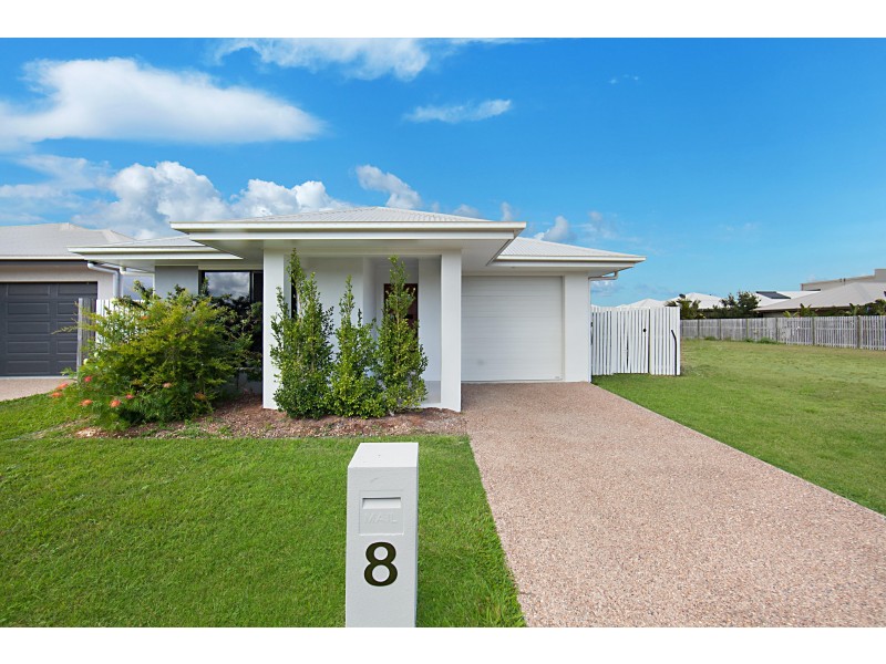 8 Velasco Street, Burdell QLD 4818
