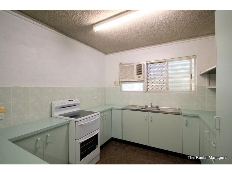 1/8 Piccadilly Street, Hyde Park QLD 4812