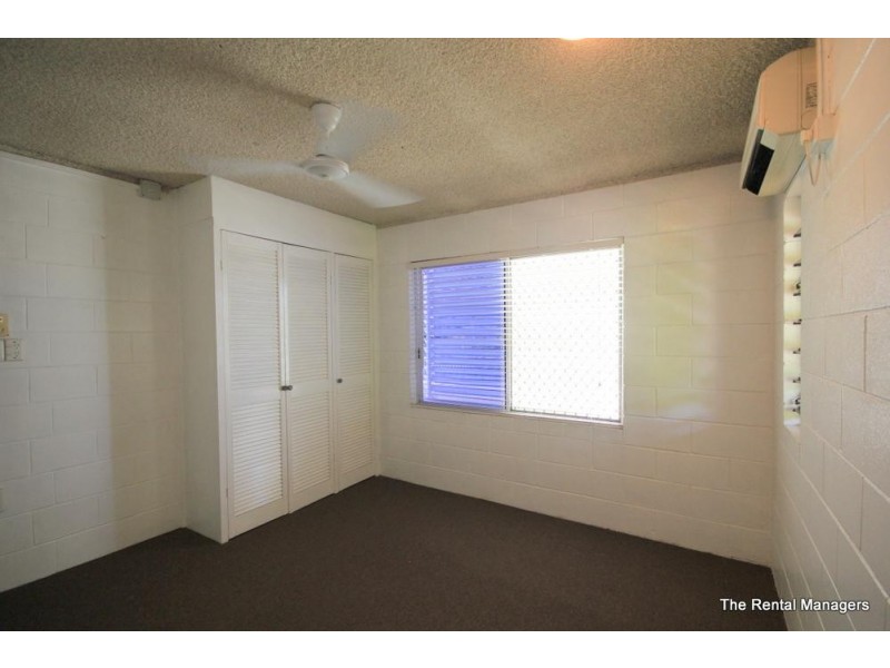 1/8 Piccadilly Street, Hyde Park QLD 4812