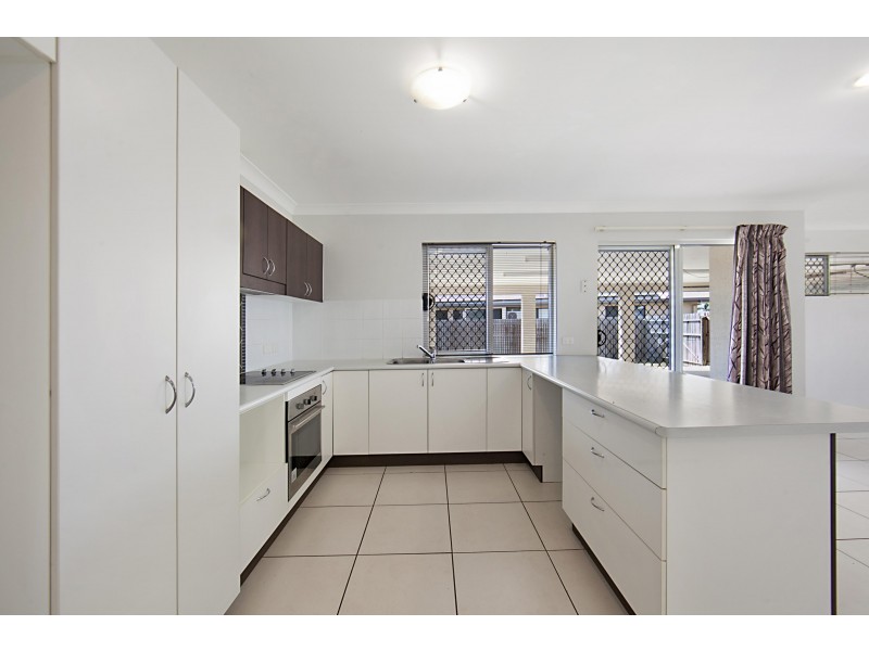 24 Armistice Street, Burdell QLD 4818