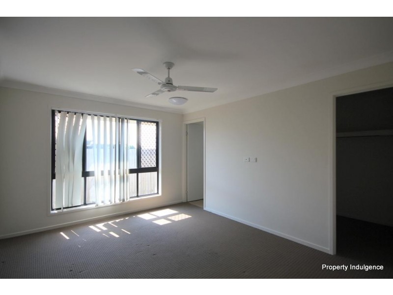 16 Smugglers Cove, Mount Low QLD 4818