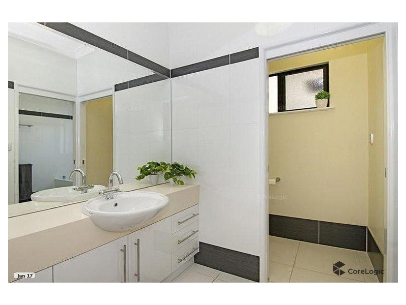 7 Irvinebank Road, Mount Low QLD 4818