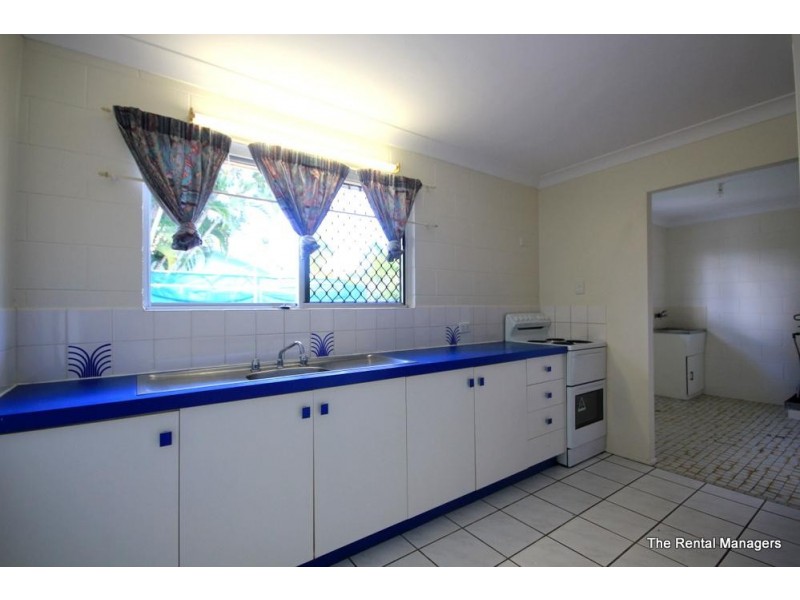 8 Equinna Court, Kirwan QLD 4817