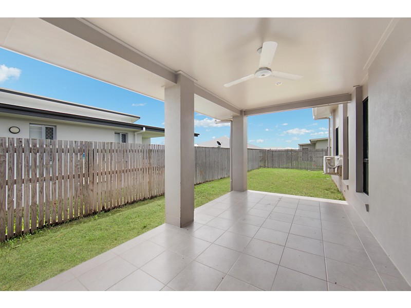 15  Barklya Street, Mount Low QLD 4818