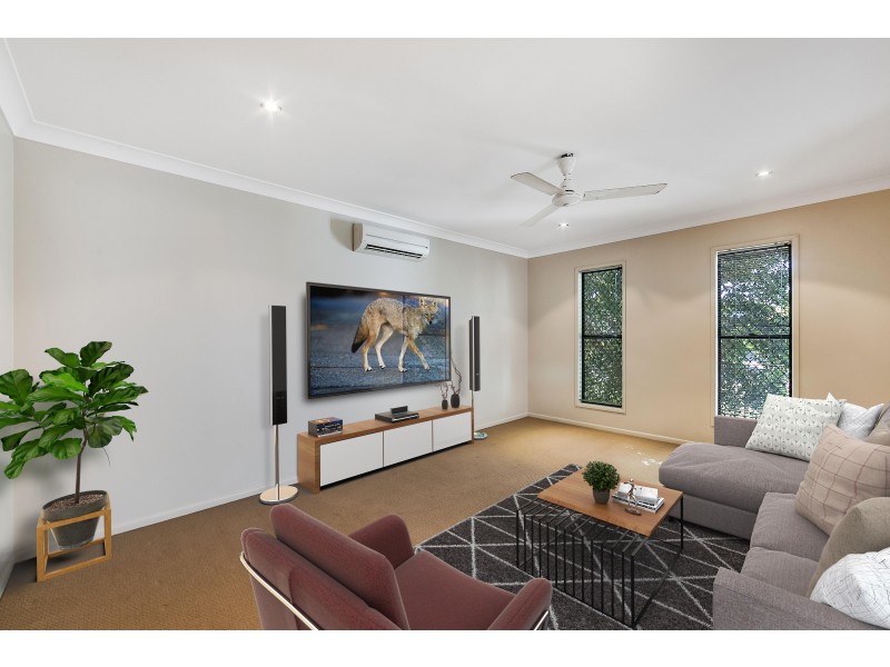 35 Eshelby Street, Bushland Beach QLD 4818