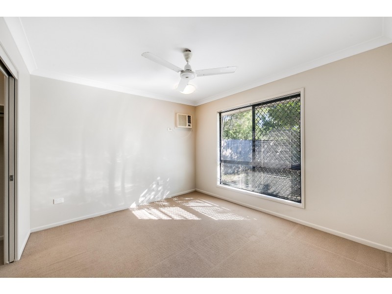 35 Eshelby Street, Bushland Beach QLD 4818