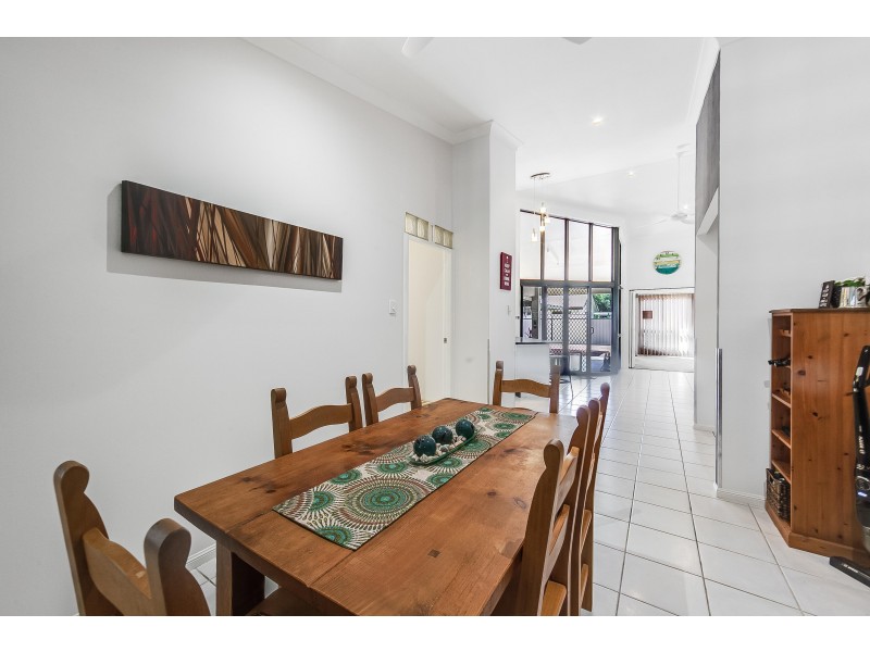 5 Violet Crescent, Rasmussen QLD 4815