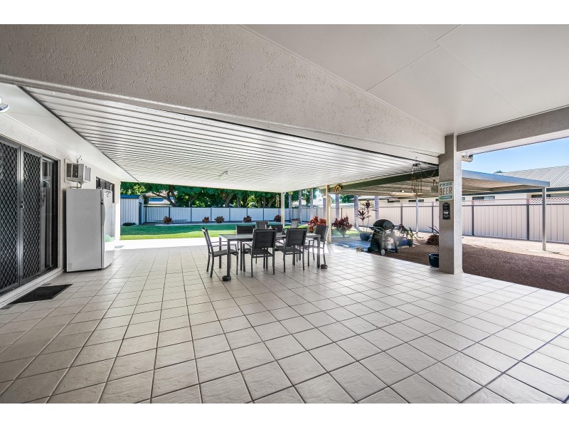 5 Violet Crescent, Rasmussen QLD 4815