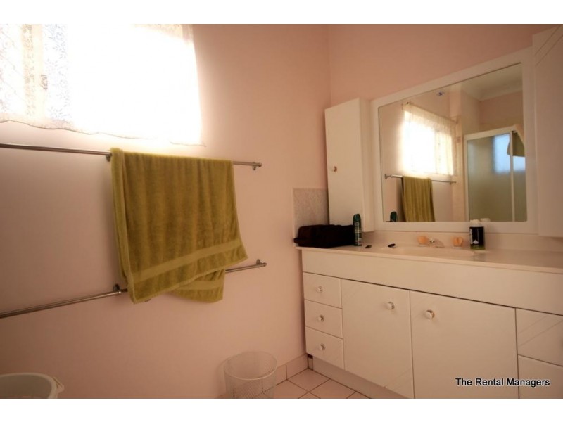 6 Sparre Street, Wulguru QLD 4811