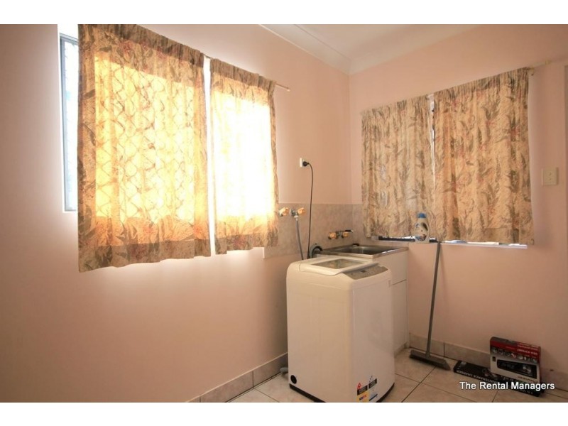 6 Sparre Street, Wulguru QLD 4811