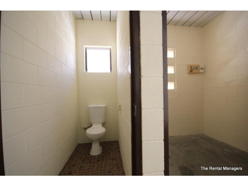 2/31 Queens Road, Railway Estate QLD 4810