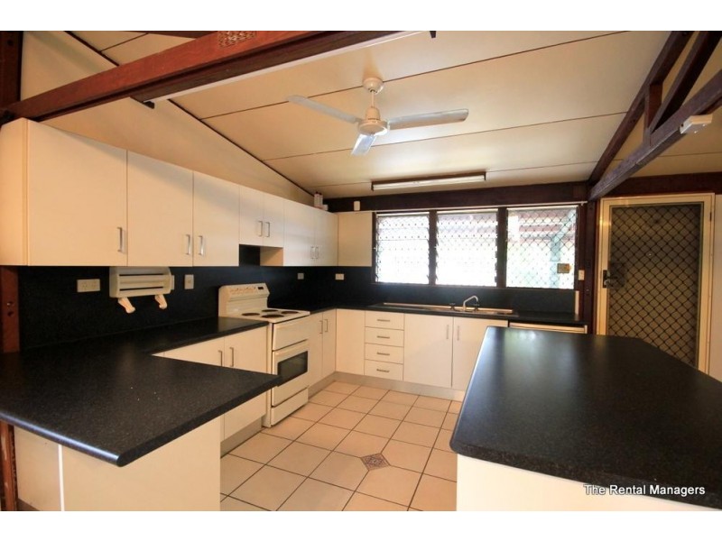 4  Rosemary Street, Kelso QLD 4815