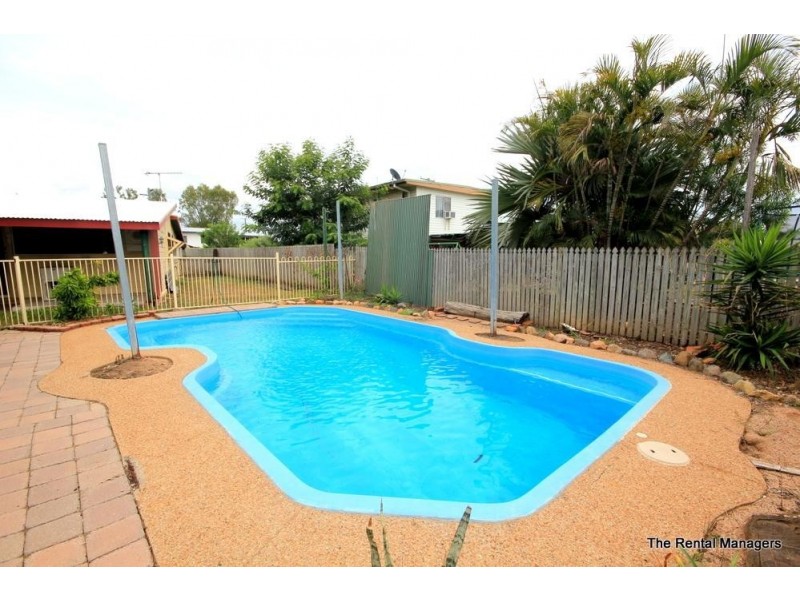 4  Rosemary Street, Kelso QLD 4815