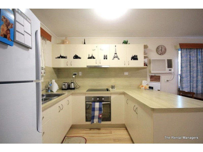 11 Yut Fay Avenue, Kelso QLD 4815