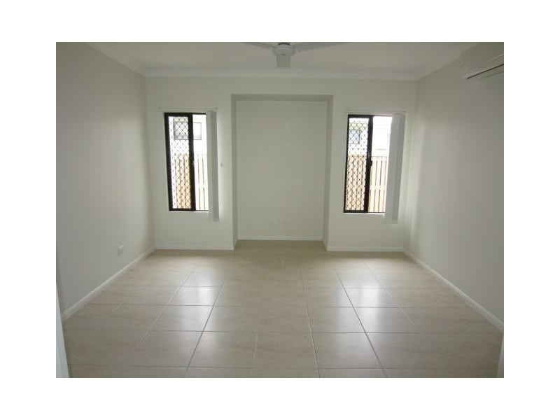 17 Baird Court, Bushland Beach QLD 4818