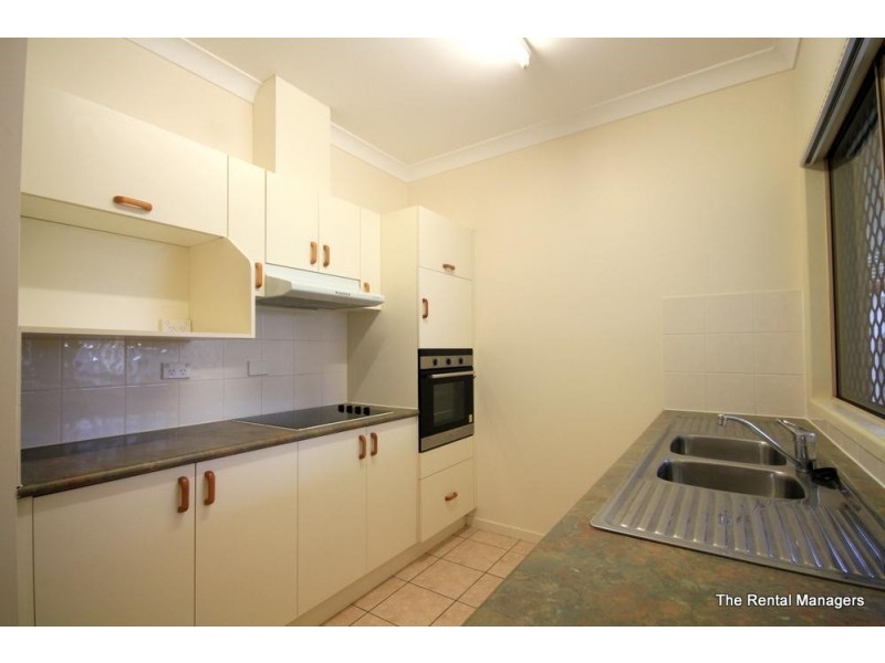 7  Serrata Court, Kirwan QLD 4817