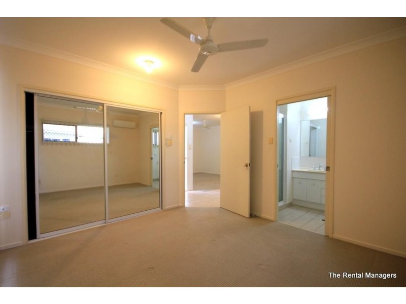7  Serrata Court, Kirwan QLD 4817