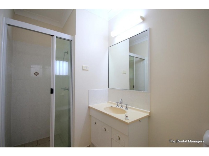 7  Serrata Court, Kirwan QLD 4817