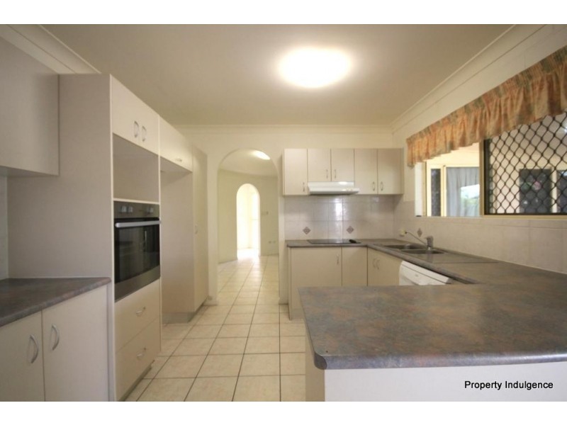 1 Tango Court, Kirwan QLD 4817