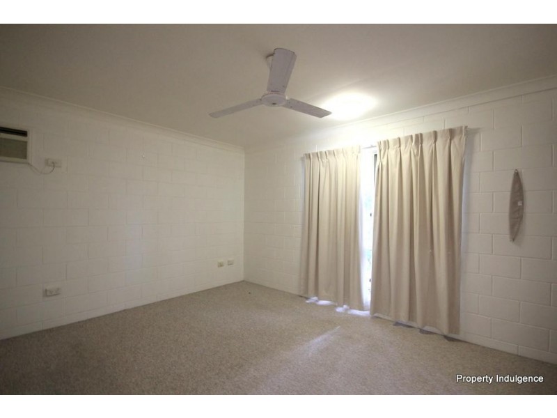 1 Tango Court, Kirwan QLD 4817