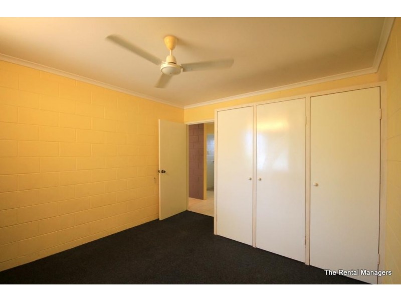 1/2 Saltbush Boulevard, Rasmussen QLD 4815