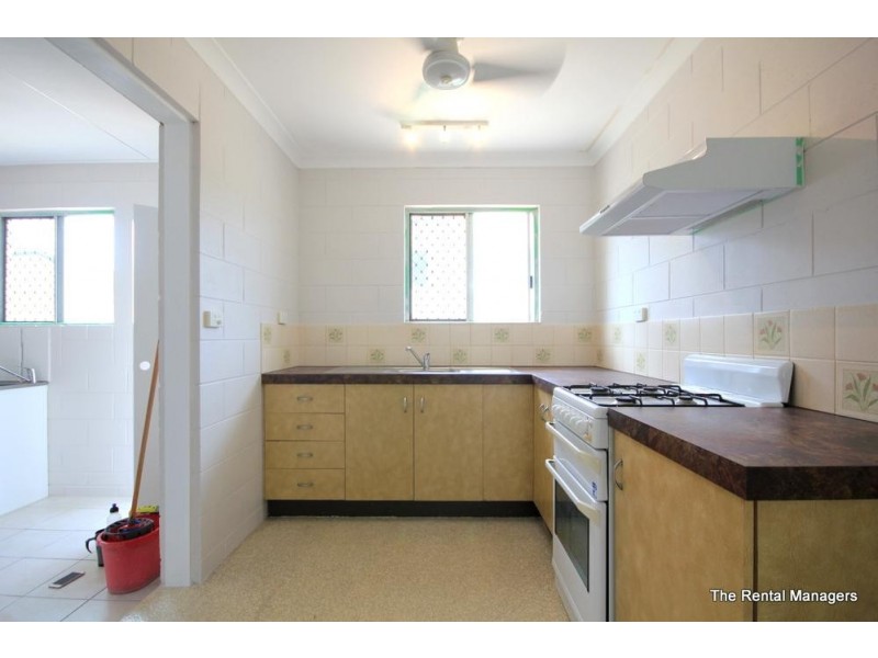 2/35 Mooney Street, Currajong QLD 4812