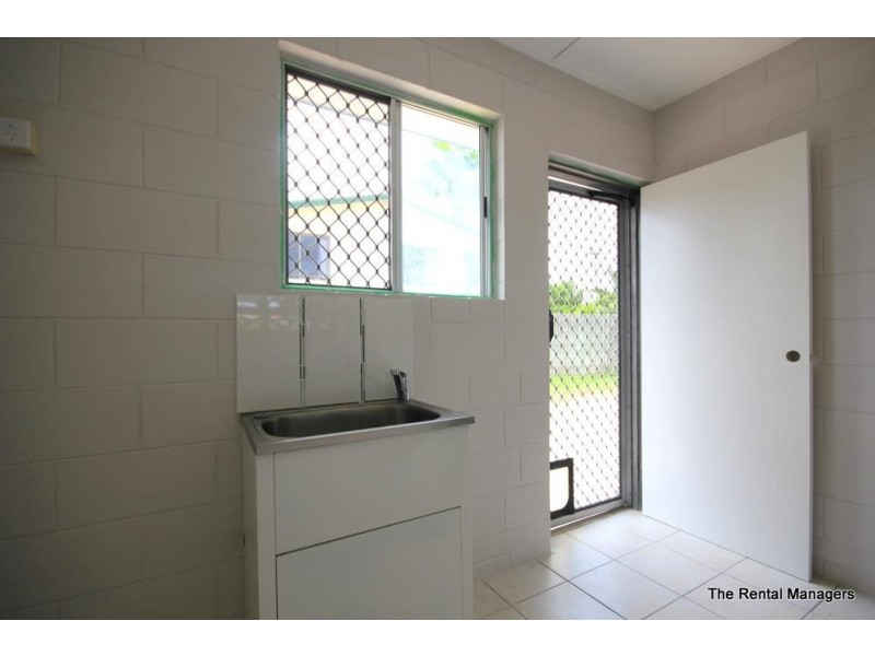 2/35 Mooney Street, Currajong QLD 4812