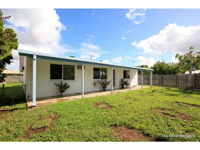 2 Alexander Court, Rasmussen QLD 4815