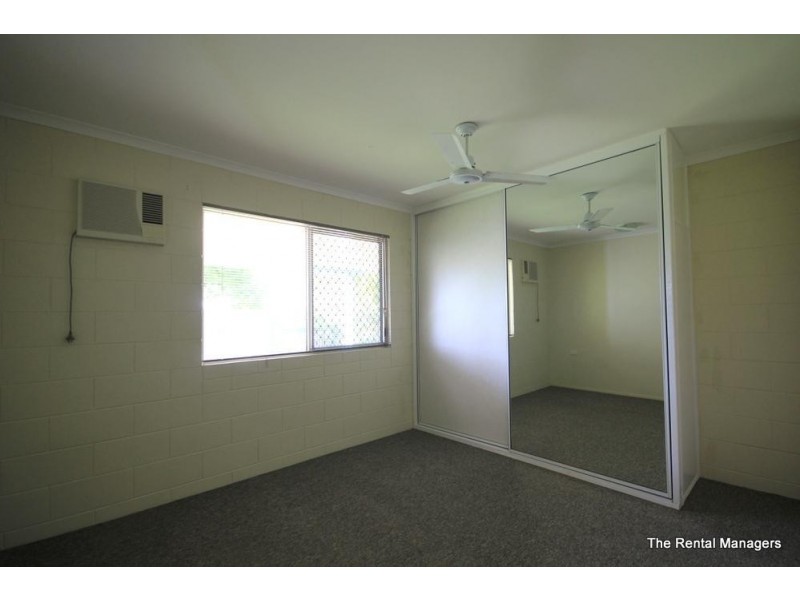 2 Alexander Court, Rasmussen QLD 4815