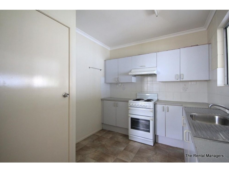 2 Alexander Court, Rasmussen QLD 4815