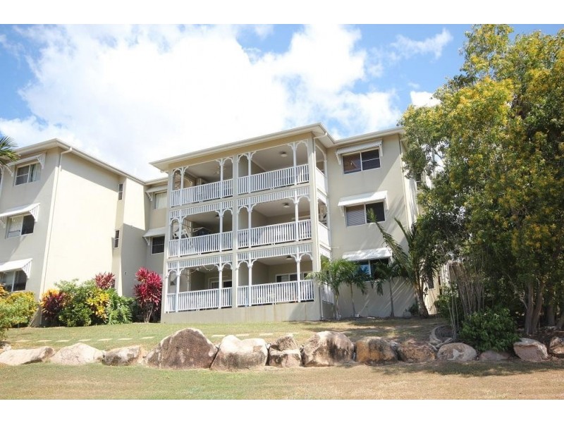 18/12-14  Martinez Avenue, West End QLD 4810