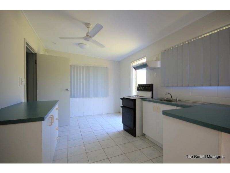 2  Golf Links Drive, Kirwan QLD 4817