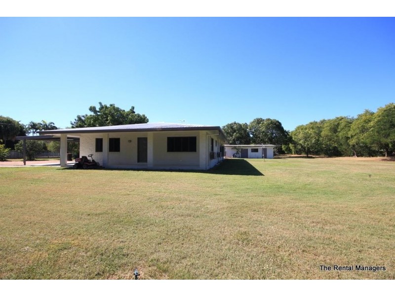 2  Golf Links Drive, Kirwan QLD 4817