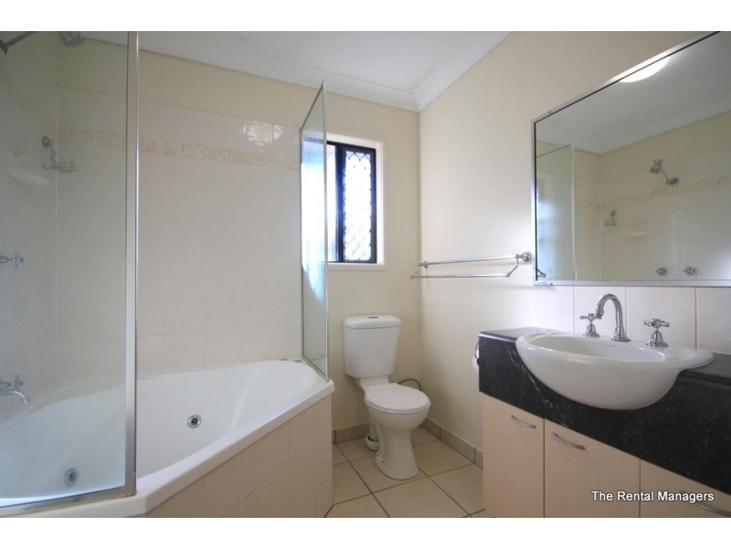 20 Chichester Avenue, Kirwan QLD 4817