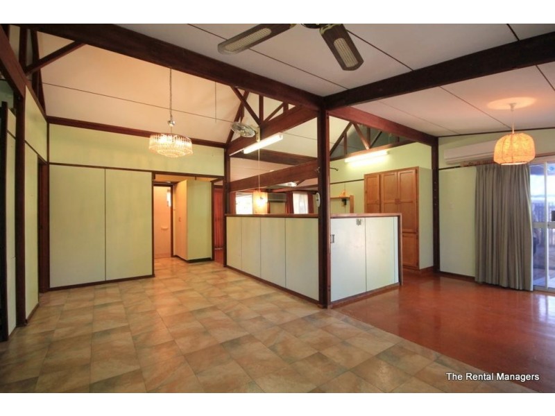 11 Gladys Street, Kelso QLD 4815