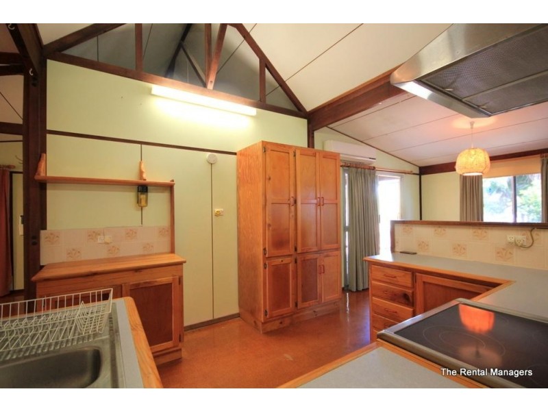 11 Gladys Street, Kelso QLD 4815