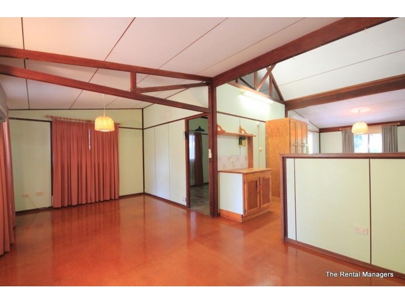 11 Gladys Street, Kelso QLD 4815