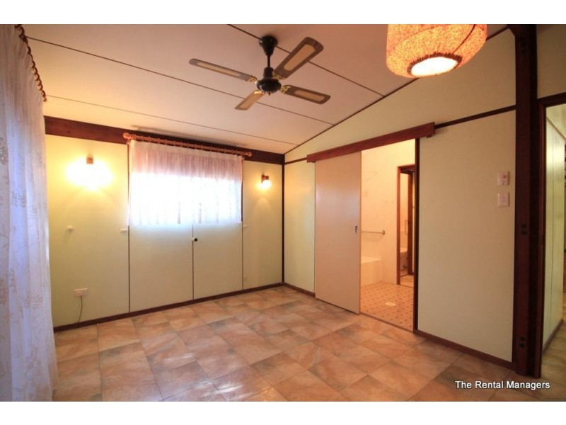 11 Gladys Street, Kelso QLD 4815