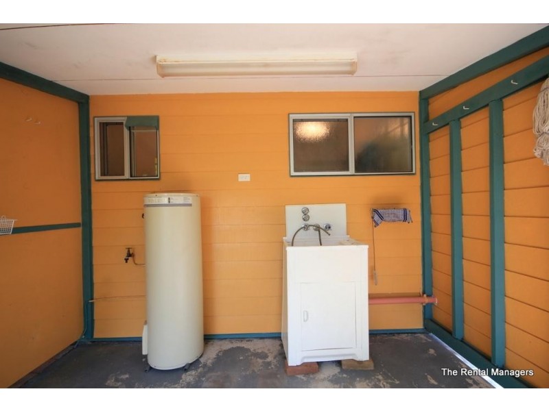 11 Gladys Street, Kelso QLD 4815