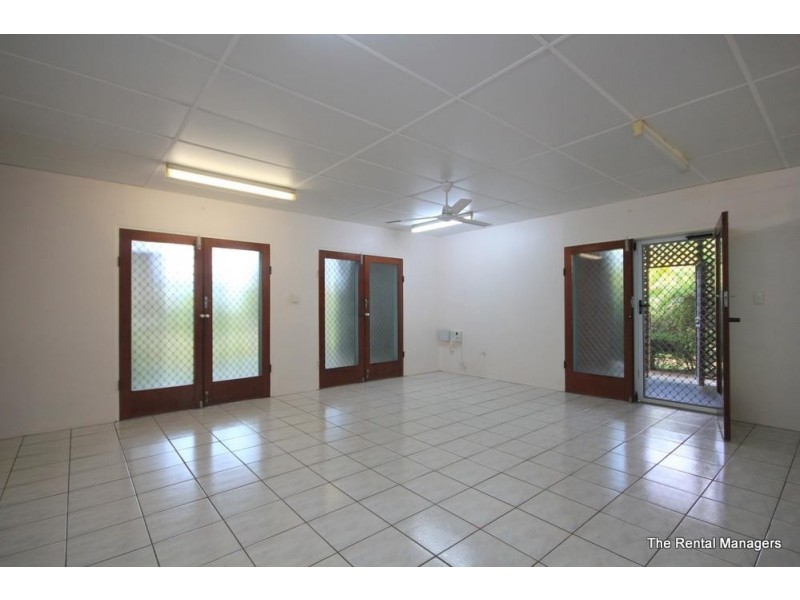 45 Charlotte Street, Aitkenvale QLD 4814