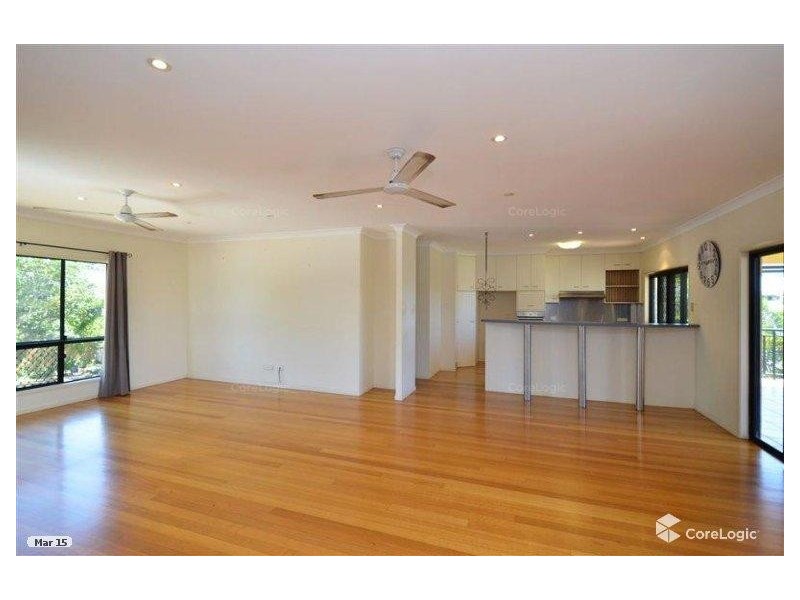 15 Jamaica Crescent, Bushland Beach QLD 4818