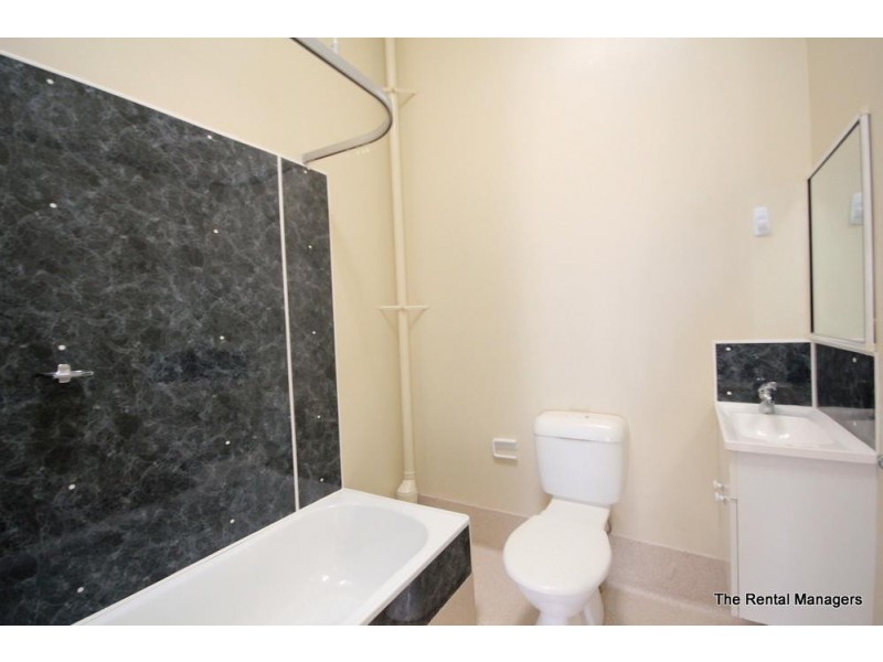 1/33 Bundock Steet, Belgian Gardens QLD 4810