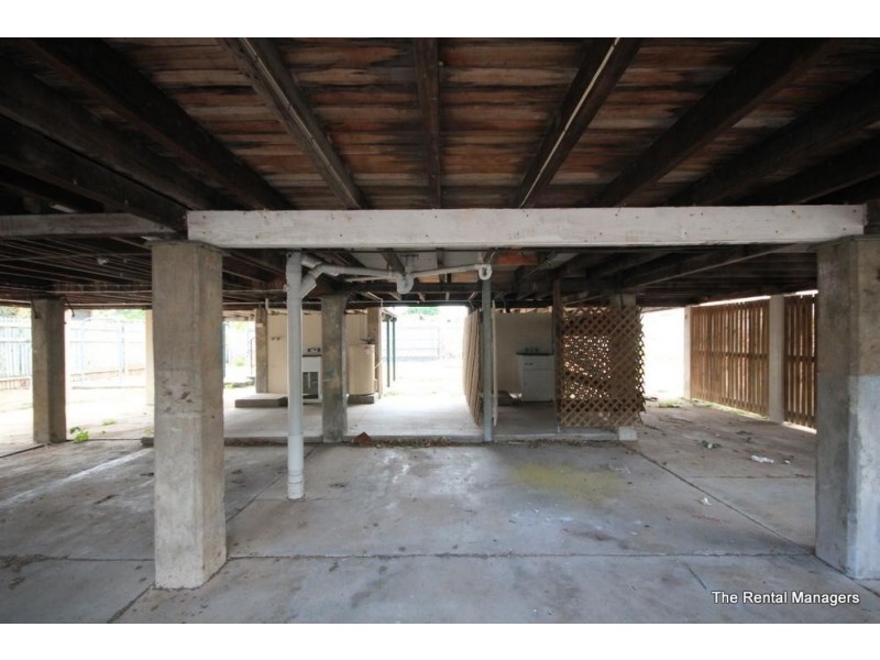 1/33 Bundock Steet, Belgian Gardens QLD 4810