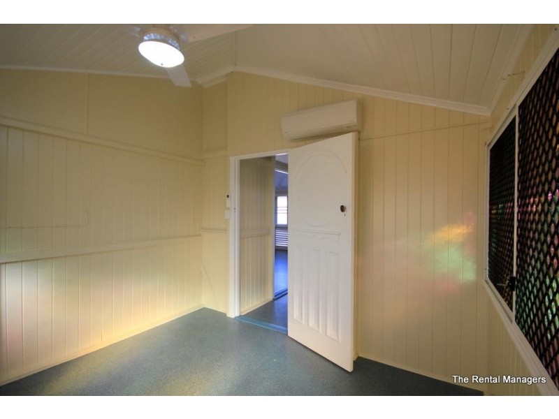 2/33 Bundock Street, Belgian Gardens QLD 4810