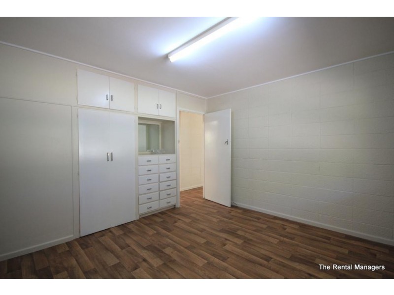 2/9 Turner Street, Pimlico QLD 4812