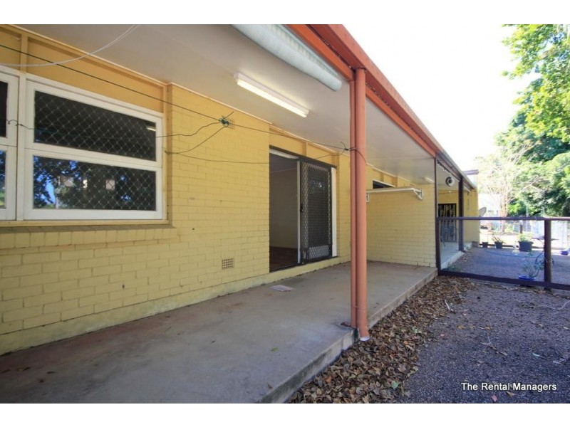 2/9 Turner Street, Pimlico QLD 4812