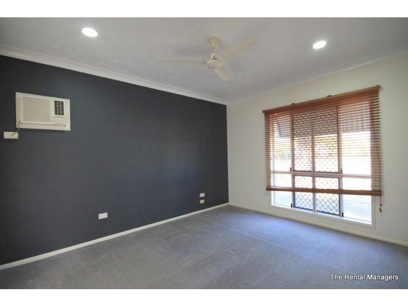 9 Avon Avenue, Kirwan QLD 4817