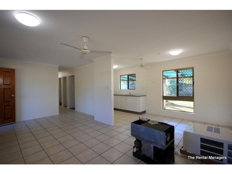 13 Salina Drive, Kelso QLD 4815