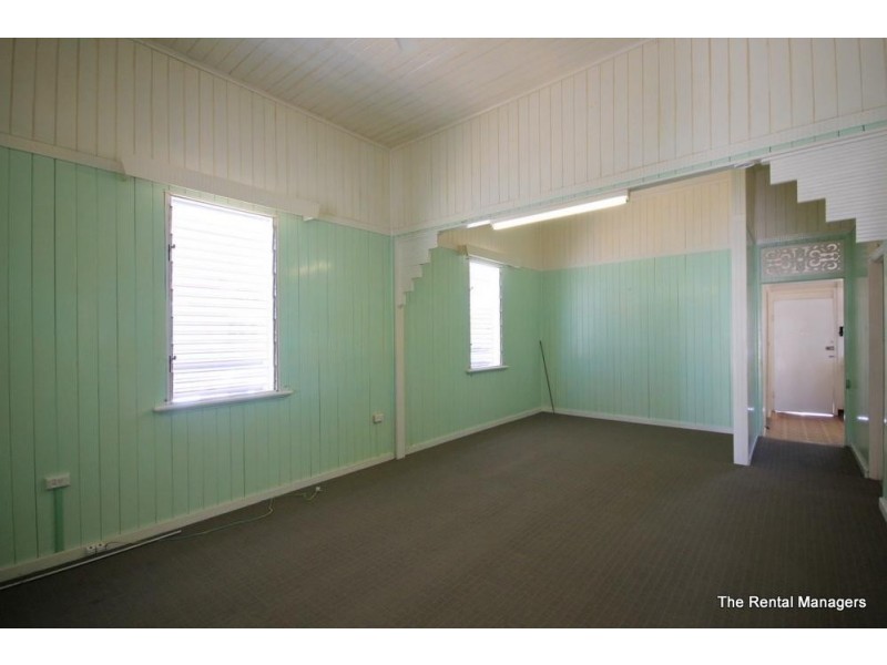 167 Francis Street, West End QLD 4810